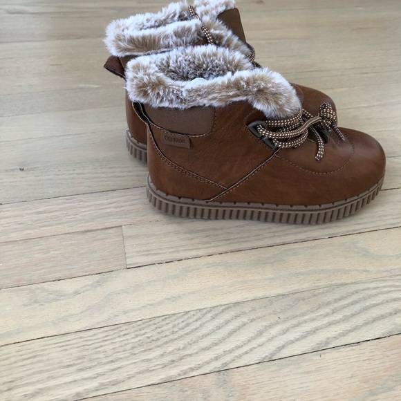 Selling Brand New Carters toddler boy work boots! - Picture 4 of 10